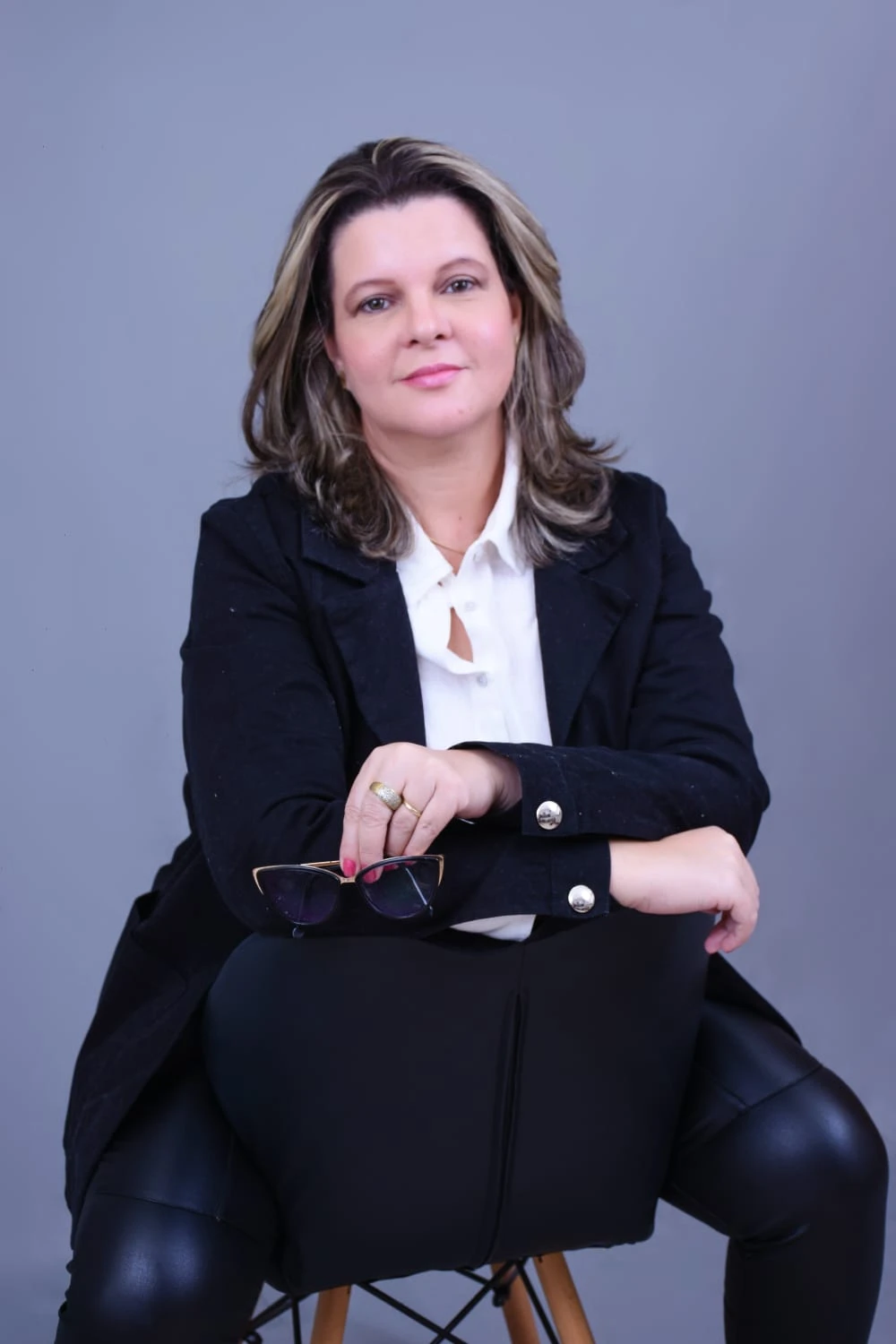 Priscilla Lima – Autora Best-Seller Amazon